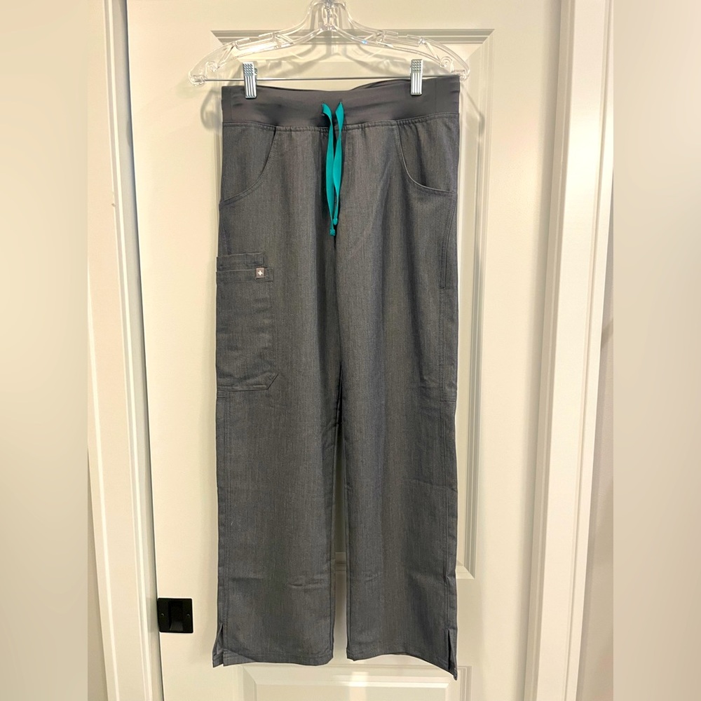 Figs Kade cargo scrub pants